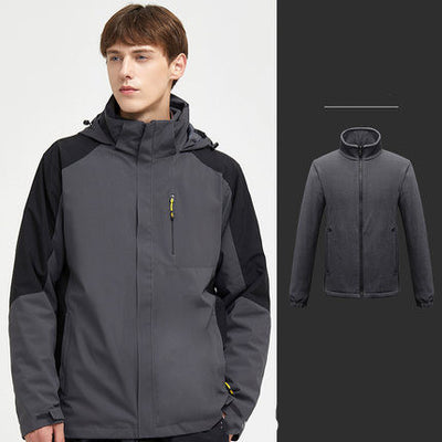 Outdoor Jacket Men and Women has Three-in-one Detachable Waterproof Jacket